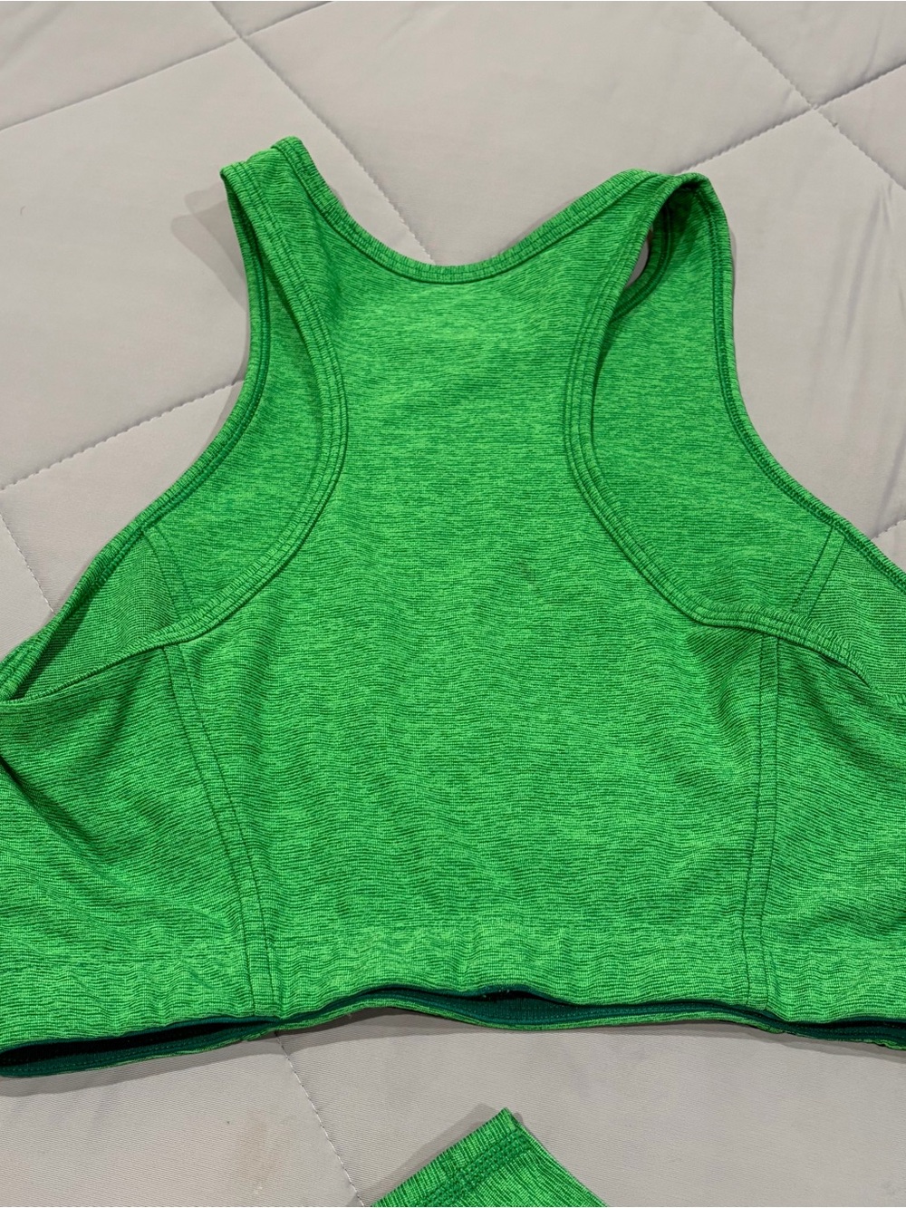 Outdoor Voices Green Matching Sports Bra and Leggings Set - Picture 3 of 7